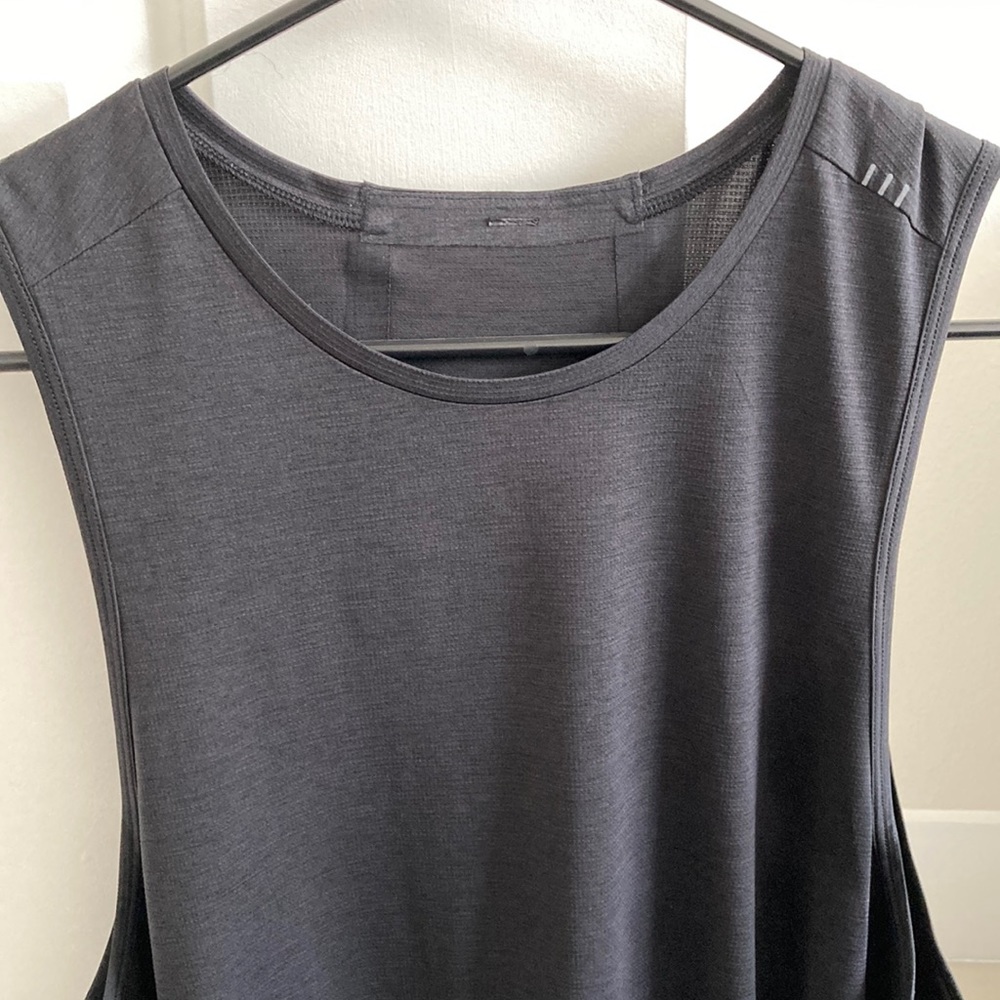 Lululemon License to Train Tank Top Black Men’s Large